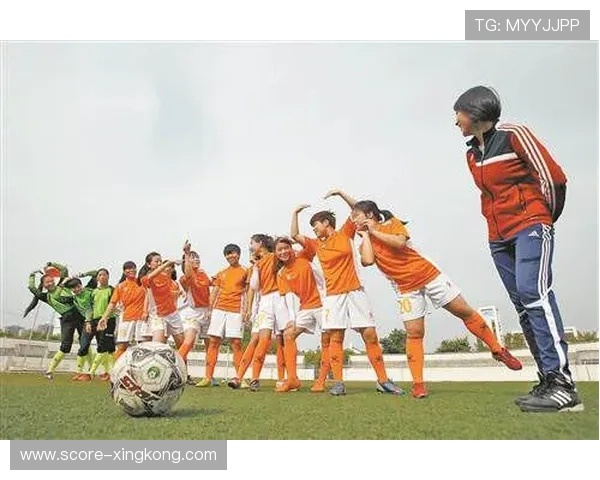 《从街头到绿茵场流浪汉足球球星的传奇逆袭之路》